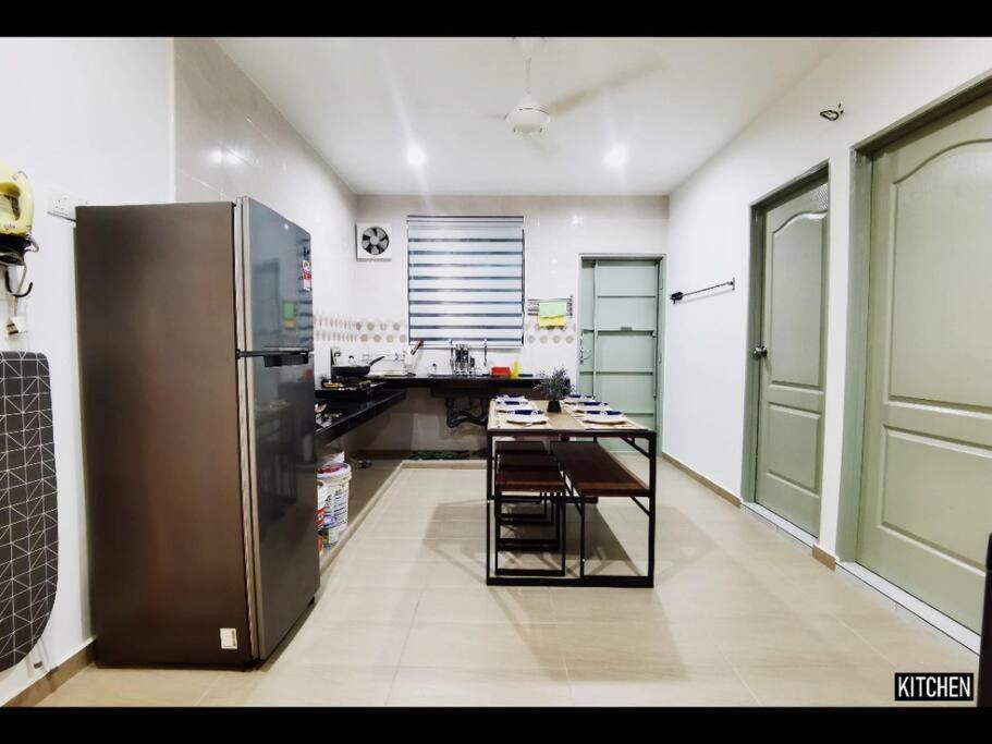 Pangsapuri 11pax5br Modern 5mins Town Wpooltable Ipoh